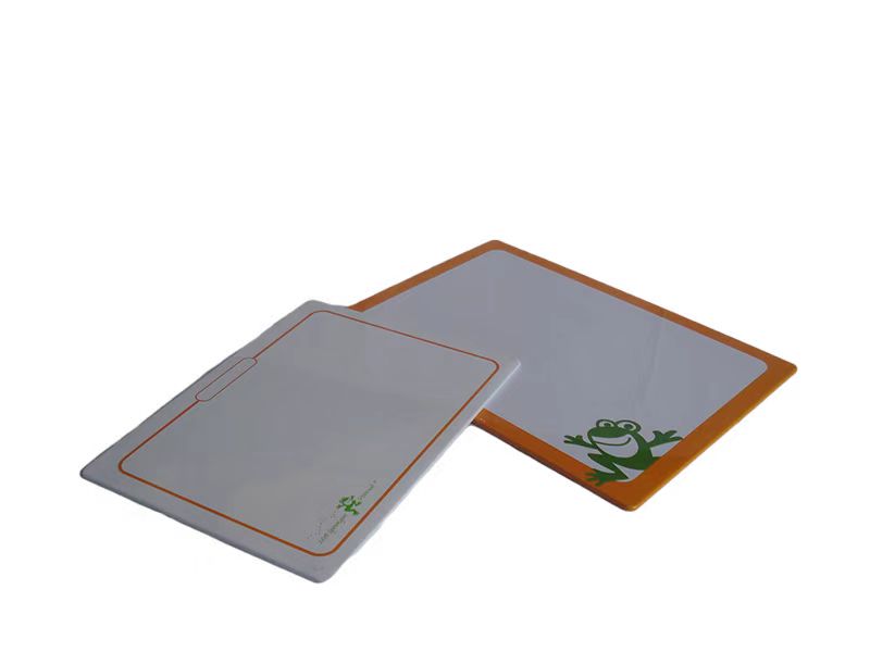 鐵牌 大240mmX175mmX4mm；200mmX150mmX3mm